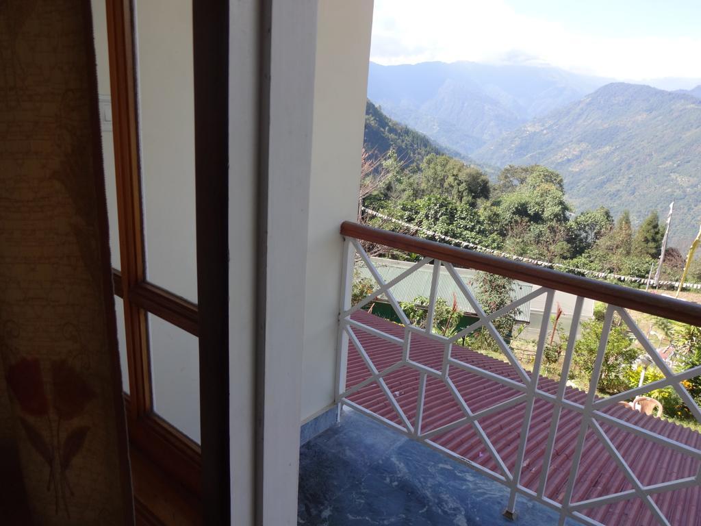 Pachu Village Resort Pelling Exterior photo
